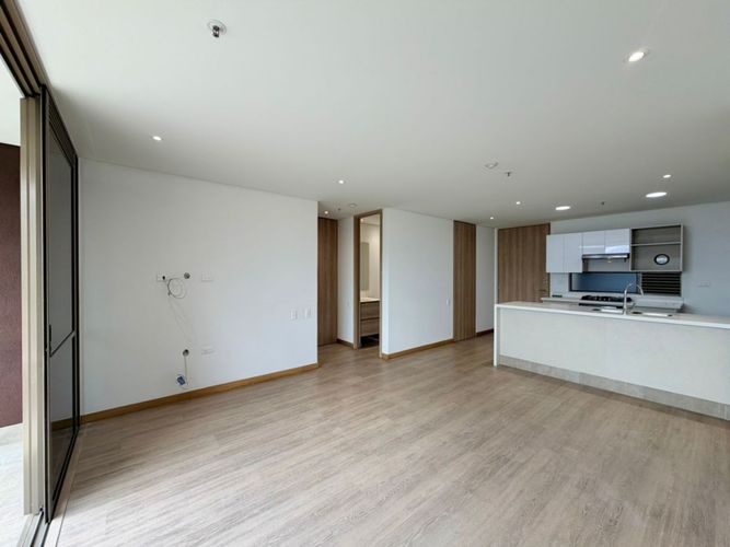 Apartamento de 1 alcoba en arriendo en Los Balsos, Medellín, 67 m² · foto 10 de 24