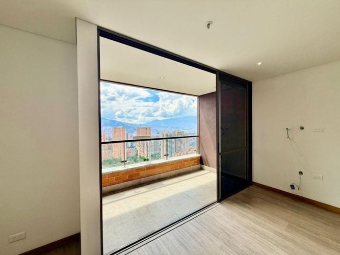 Apartamento de 1 alcoba en arriendo en Los Balsos, Medellín, 67 m² · foto 13 de 24