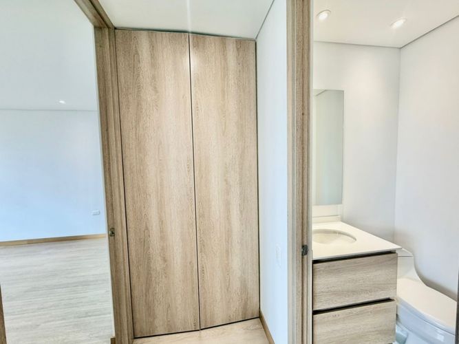 Apartamento de 1 alcoba en arriendo en Los Balsos, Medellín, 67 m² · foto 14 de 24