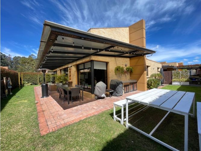 Casa de 4 alcobas en venta en La Frontera, Cajicá, 283 m² · foto 4 de 24