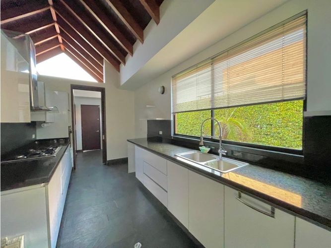 Casa de 4 alcobas en venta en La Frontera, Cajicá, 283 m² · foto 18 de 24