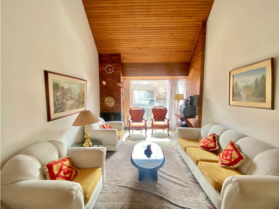Casa en venta en Lagos De Torca, Bogotá · foto 3 de 24
