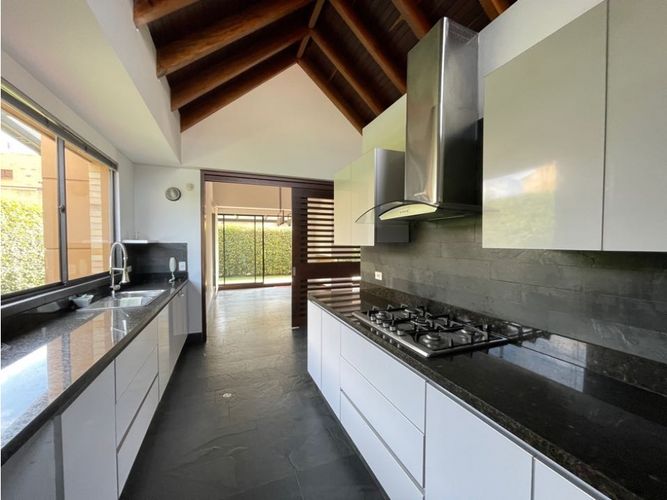 Casa de 4 alcobas en venta en La Frontera, Cajicá, 283 m² · foto 21 de 24