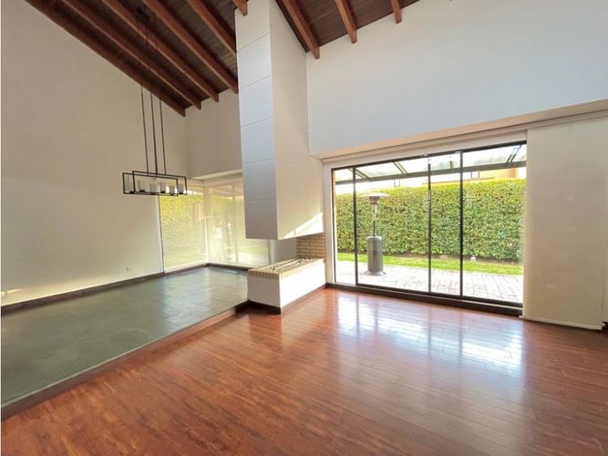Casa de 4 alcobas en venta en La Frontera, Cajicá, 283 m² · foto 23 de 24