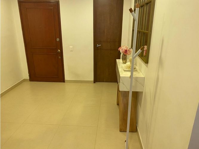 Apartamento de 2 alcobas en venta en Chico, Bogotá, 141 m² · foto 3 de 24