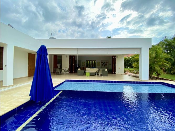 Finca en venta en Ricaurte, 270 m² · foto 2 de 24
