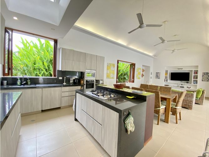 Finca en venta en Ricaurte, 270 m² · foto 10 de 24