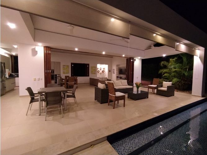 Finca en venta en Ricaurte, 270 m² · foto 15 de 24