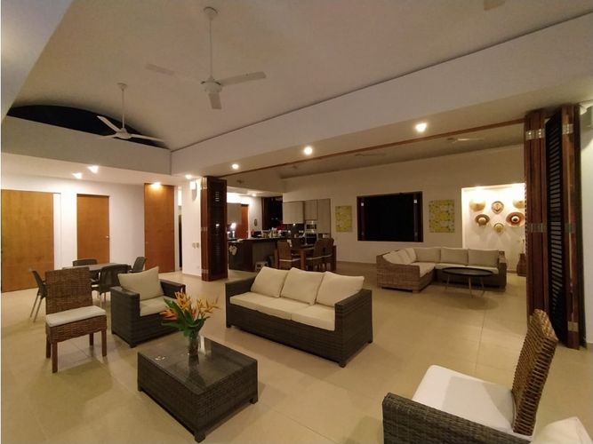 Finca en venta en Ricaurte, 270 m² · foto 16 de 24