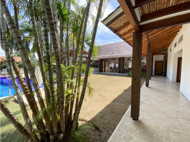 Finca en venta en Ricaurte, 455 m² · foto 8 de 24