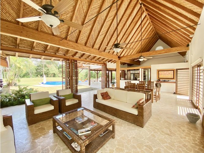 Finca en venta en Ricaurte, 455 m² · foto 9 de 24