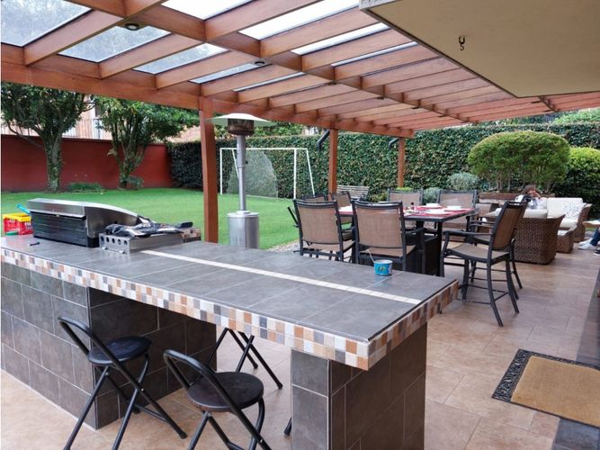 Casa en venta en San Jose De Bavaria, Bogotá · foto 5 de 24