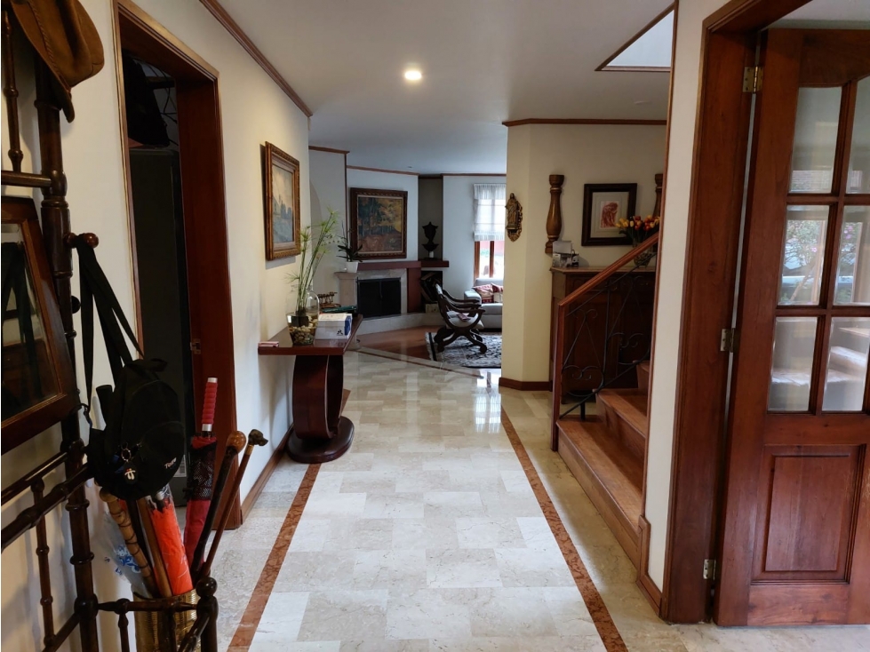 Casa en venta en San Jose De Bavaria, Bogotá · foto 7 de 24