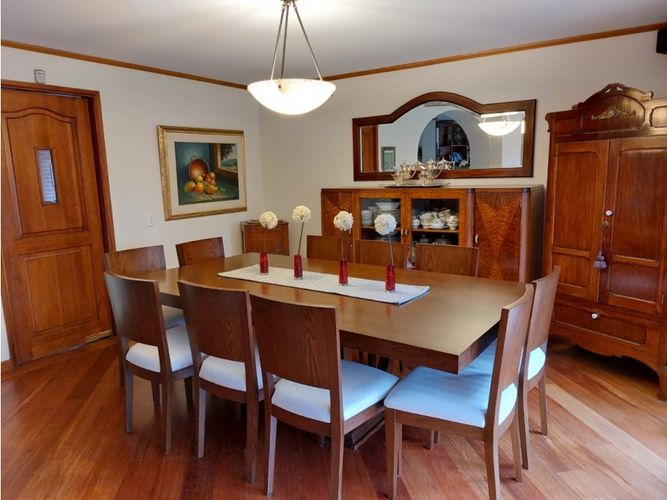 Casa en venta en San Jose De Bavaria, Bogotá · foto 9 de 24