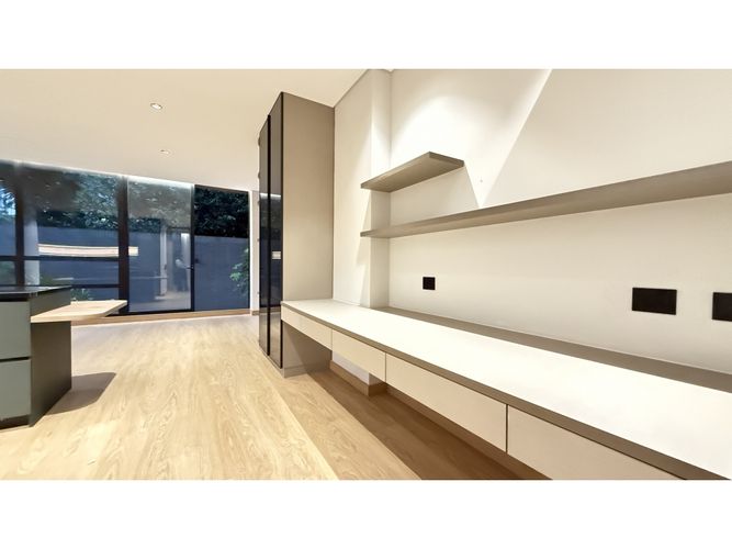 Apartamento de 1 alcoba en venta en Chicó Reservado, Bogotá, 80 m² · foto 4 de 24