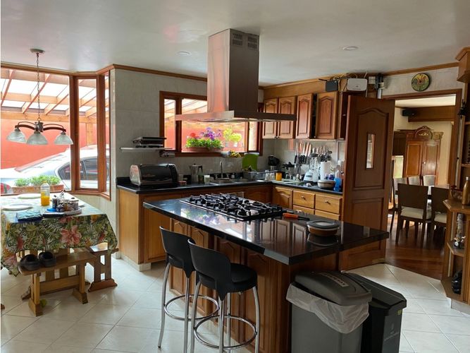 Casa en venta en San Jose De Bavaria, Bogotá · foto 14 de 24