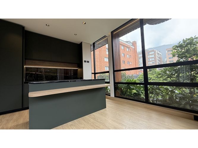 Apartamento de 1 alcoba en venta en Chicó Reservado, Bogotá, 80 m² · foto 10 de 24