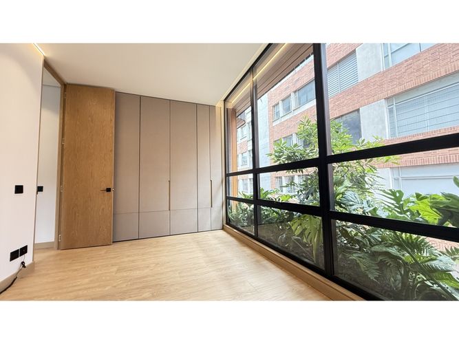 Apartamento de 1 alcoba en venta en Chicó Reservado, Bogotá, 80 m² · foto 11 de 24