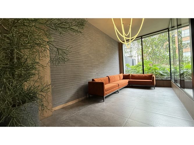 Apartamento de 1 alcoba en venta en Chicó Reservado, Bogotá, 80 m² · foto 21 de 24