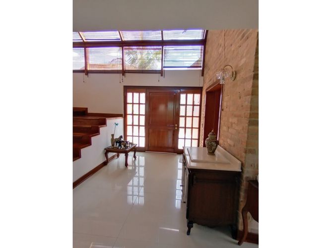 Casa de 4 alcobas en venta en San Jose De Bavaria, Bogotá, 210 m² · foto 3 de 24