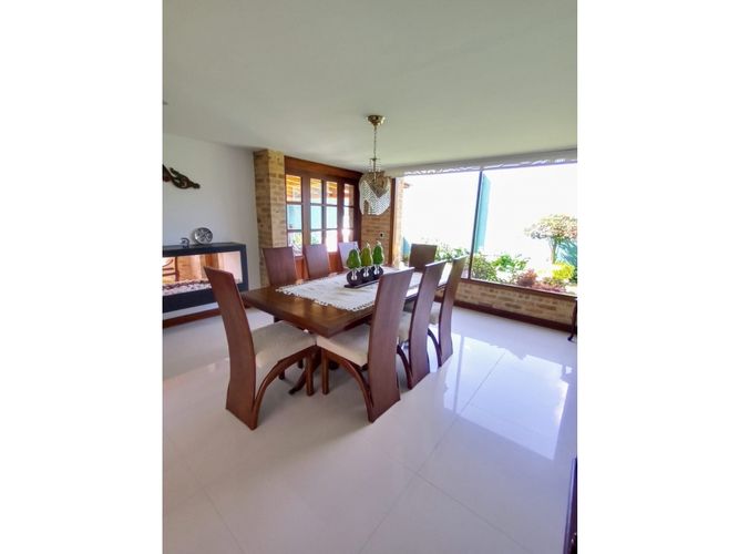 Casa de 4 alcobas en venta en San Jose De Bavaria, Bogotá, 210 m² · foto 7 de 24