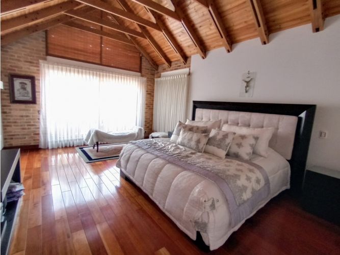 Casa de 4 alcobas en venta en San Jose De Bavaria, Bogotá, 210 m² · foto 15 de 24