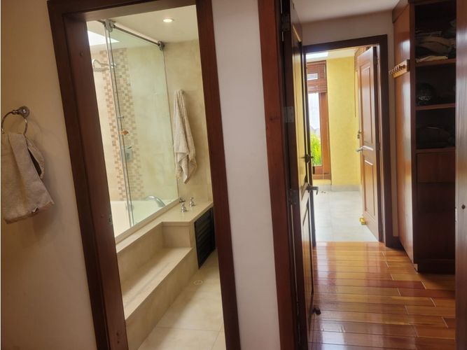 Casa de 4 alcobas en venta en San Jose De Bavaria, Bogotá, 210 m² · foto 16 de 24