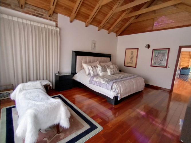 Casa de 4 alcobas en venta en San Jose De Bavaria, Bogotá, 210 m² · foto 22 de 24