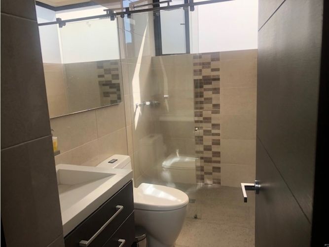 Casa de 4 alcobas en venta en Guaymaral, Bogotá, 474 m² · foto 19 de 24