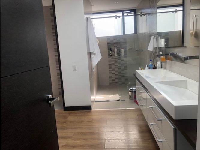 Casa de 4 alcobas en venta en Guaymaral, Bogotá, 474 m² · foto 22 de 24