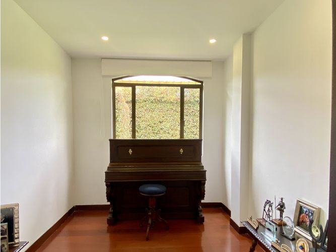 Casa de 4 alcobas en venta en Pueblo Viejo, Cota, 350 m² · foto 24 de 24