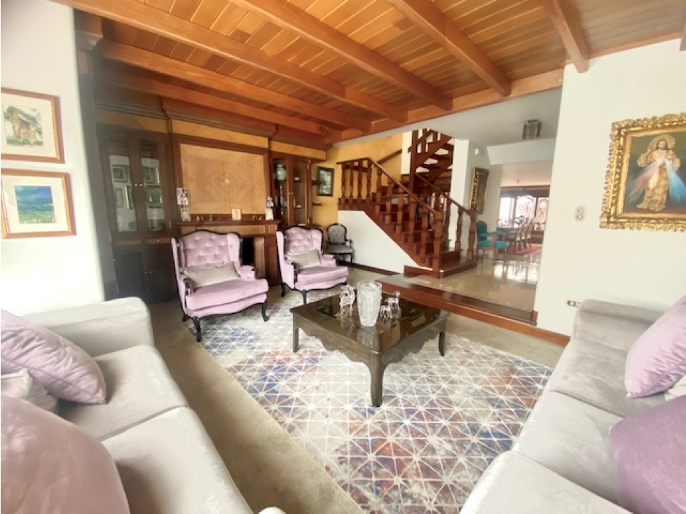Casa en venta en Monaco, Bogotá · foto 2 de 21