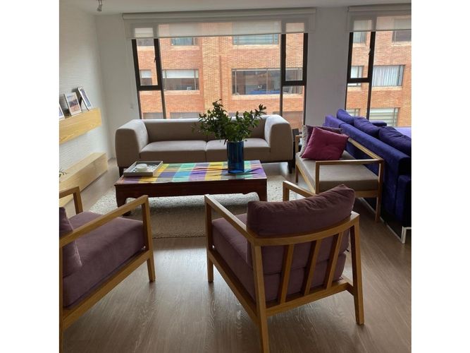 Apartamento de 4 alcobas en venta en Santa Paula, Bogotá, 230 m² · foto 2 de 20
