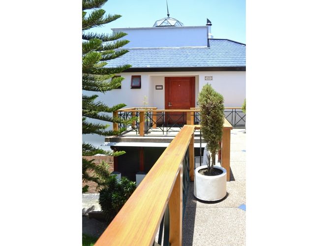 Casa en venta en Cerros De Suba, Bogotá · foto 4 de 24