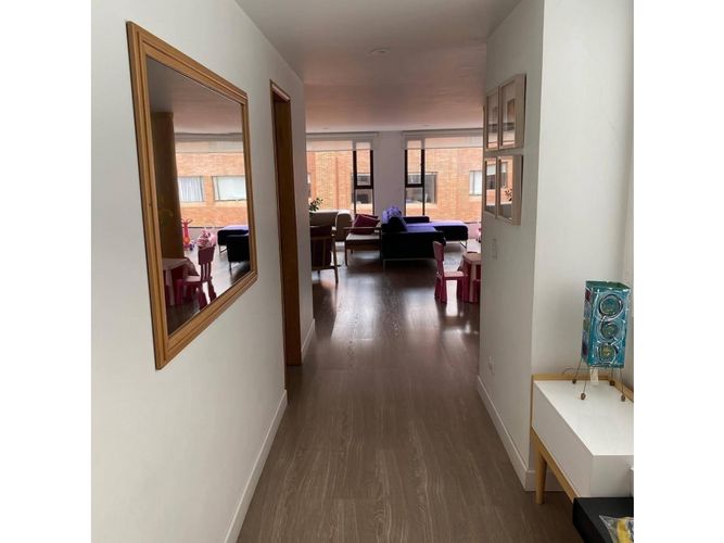 Apartamento de 4 alcobas en venta en Santa Paula, Bogotá, 230 m² · foto 6 de 20