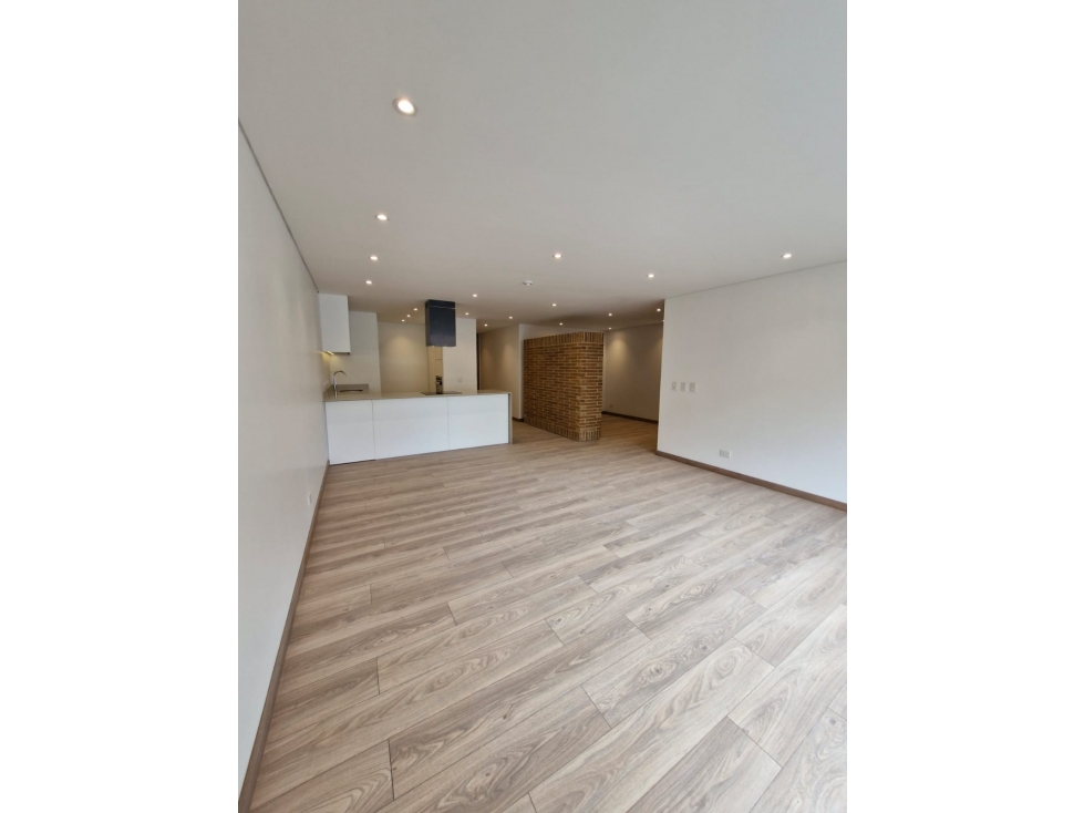 Apartamento en venta en San Patricio, Bogotá · foto 2 de 13