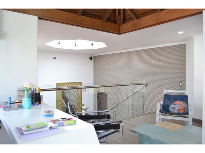 Casa en venta en Cerros De Suba, Bogotá · foto 11 de 24