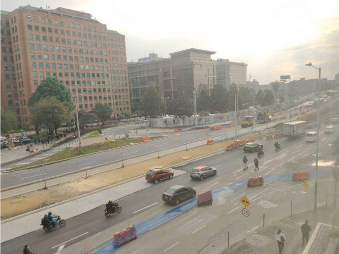 Apartamento de 3 alcobas en venta en Chicó Navarra, Bogotá, 210 m² · foto 6 de 24
