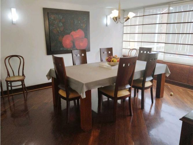 Apartamento de 3 alcobas en venta en Chicó Navarra, Bogotá, 210 m² · foto 8 de 24