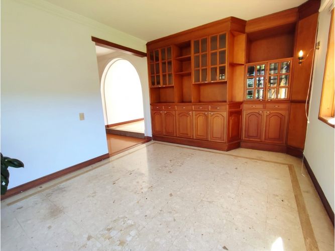 Casa de 4 alcobas en venta en San Jose De Bavaria, Bogotá, 225 m² · foto 9 de 24