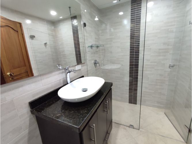 Casa de 4 alcobas en venta en San Jose De Bavaria, Bogotá, 225 m² · foto 16 de 24