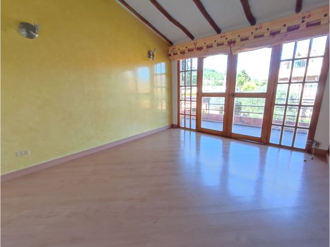 Casa de 4 alcobas en venta en San Jose De Bavaria, Bogotá, 225 m² · foto 17 de 24