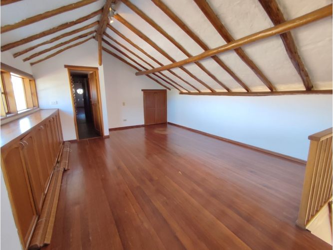 Casa de 4 alcobas en venta en San Jose De Bavaria, Bogotá, 225 m² · foto 20 de 24
