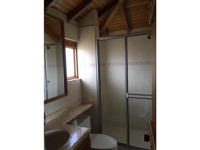 Casa de 4 alcobas en venta en Yerbabuena, Sopó, 300 m² · foto 18 de 24