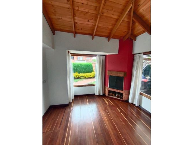 Casa de 3 alcobas en venta en Samaria, Chía, 187 m² · foto 3 de 16