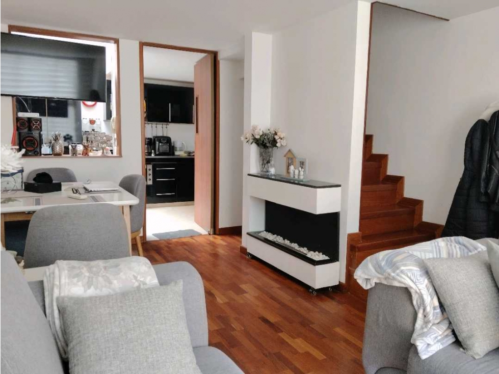Casa en venta en Cerros De Suba, Bogotá · foto 7 de 23