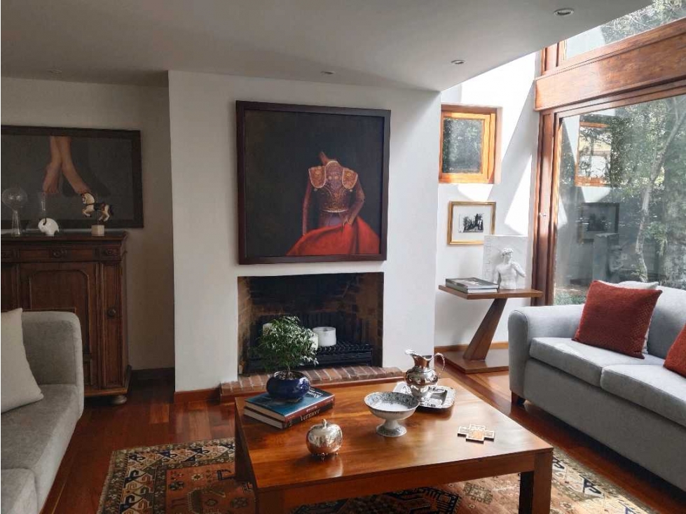 Casa en venta en La Carolina, Bogotá · foto 2 de 24