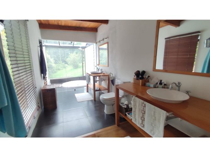 Casa de 4 alcobas en venta en Aposentos, Sopó, 312 m² · foto 15 de 24