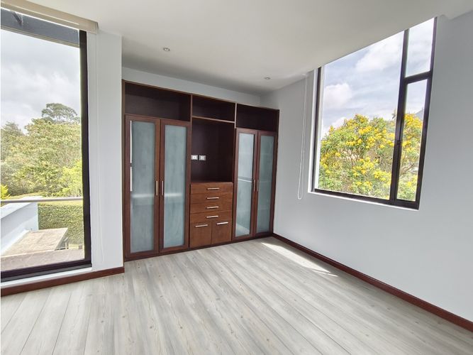 Casa de 4 alcobas en venta en Meusa, Sopó, 305 m² · foto 11 de 24