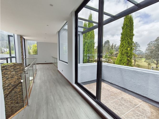 Casa de 4 alcobas en venta en Meusa, Sopó, 305 m² · foto 14 de 24